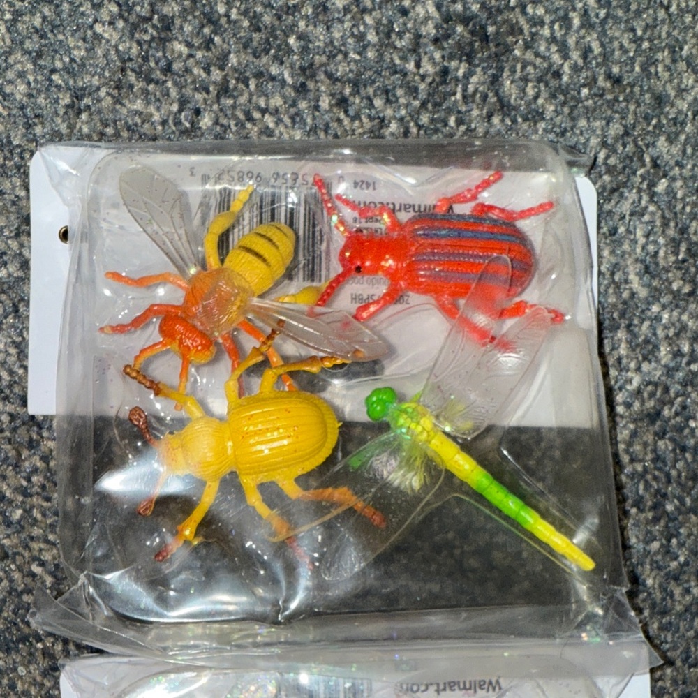 Colorful Insect Toy Set - Picture 2 of 3